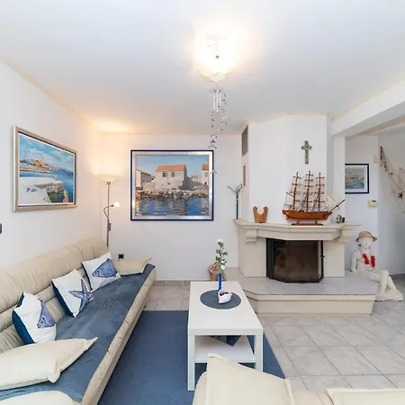 Holiday home House Malkoc Betina (Sibenik-Knin)
